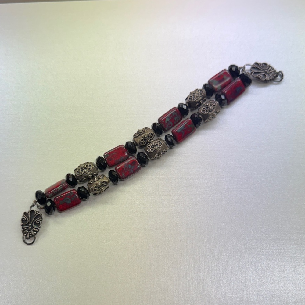 Beaded Bracelet with Red and Black Accents